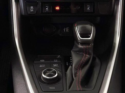 Certified 2023 Toyota RAV4 SE image 28