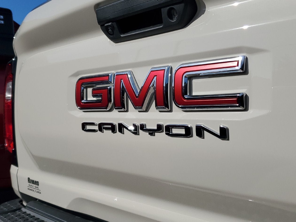 New 2026 GMC Canyon AT4 AWD/4WD image 7