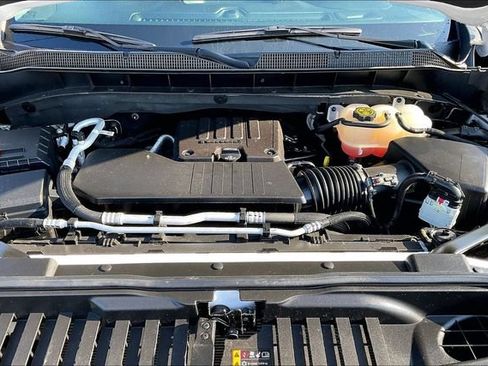 Used 2023 Chevrolet Silverado 1500 Custom AWD/4WD image 10