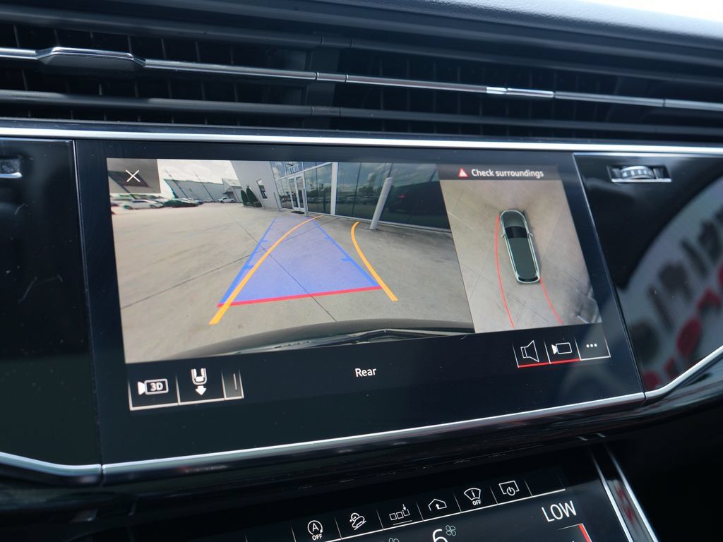 Used 2020 Audi Q7 3.0T Prestige w/ Prestige Package AWD/4WD image 35