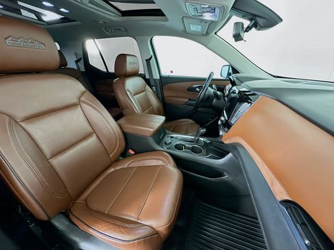 Used 2018 Chevrolet Traverse High Country image 35