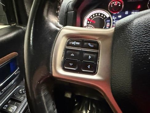 Used 2017 RAM 1500 Laramie AWD/4WD image 17