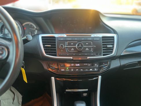 Used 2016 Honda Accord LX image 21