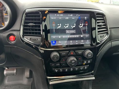 Used 2019 Jeep Grand Cherokee Limited X image 25