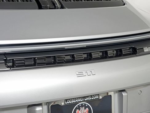 Certified 2025 Porsche 911 Carrera RWD image 14