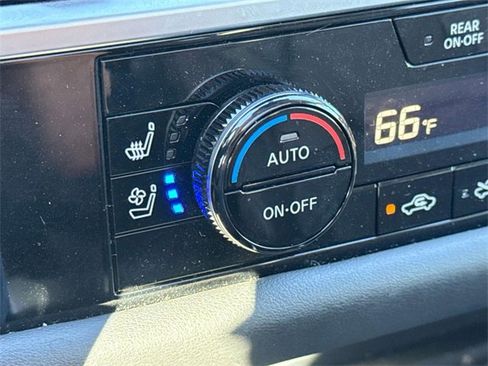 Certified 2024 Nissan Pathfinder Platinum image 14