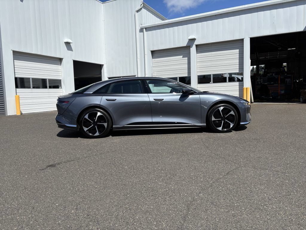 Used 2024 Lucid Air Touring AWD/4WD image 8