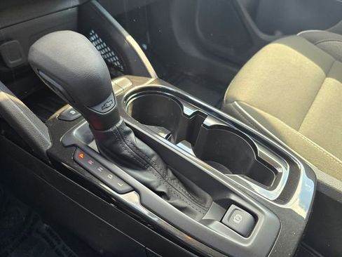 Used 2025 Chevrolet TrailBlazer LT FWD image 17