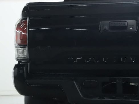 Certified 2023 Toyota Tacoma Limited AWD/4WD image 43
