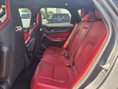 Used 2024 Jaguar F-PACE R-Dynamic S AWD/4WD image 19