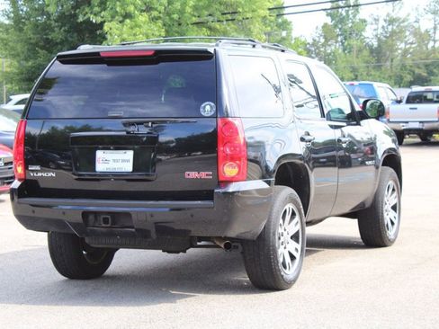 Used 2009 GMC Yukon SLT AWD/4WD image 8