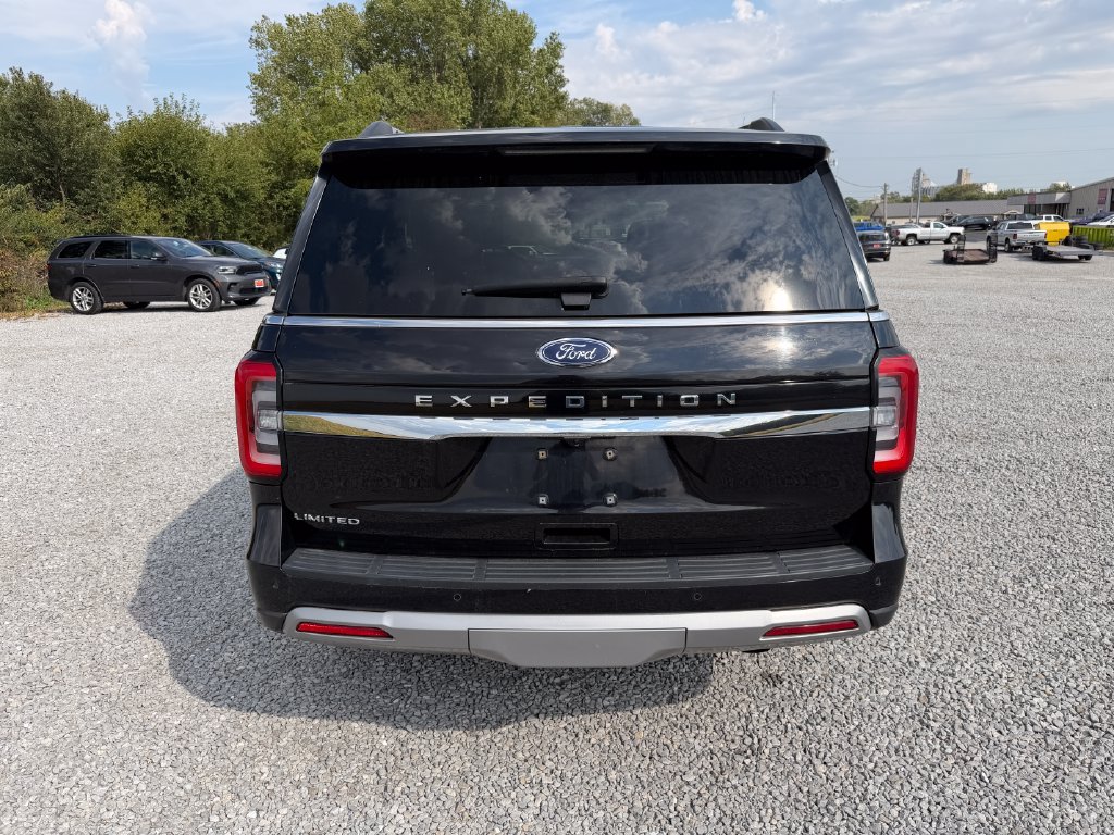 Used 2024 Ford Expedition Limited AWD/4WD image 34