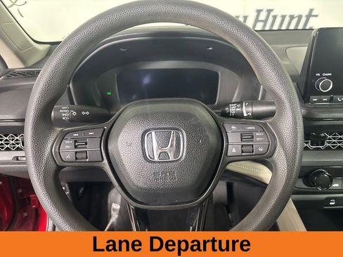 Used 2025 Honda Accord LX image 11