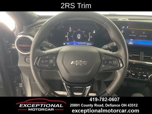 Used 2025 Chevrolet Trax RS w/ Driver Confidence Package FWD image 37