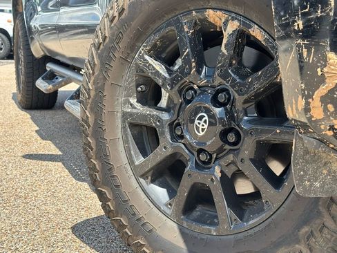 Used 2021 Toyota Tundra SR5 w/ SX Package RWD image 2