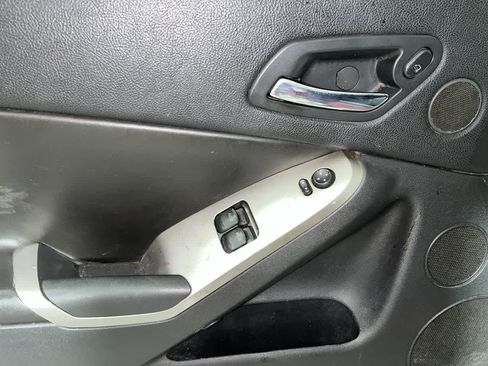 Used 2008 Pontiac G6 GT w/ Premium Package FWD image 13