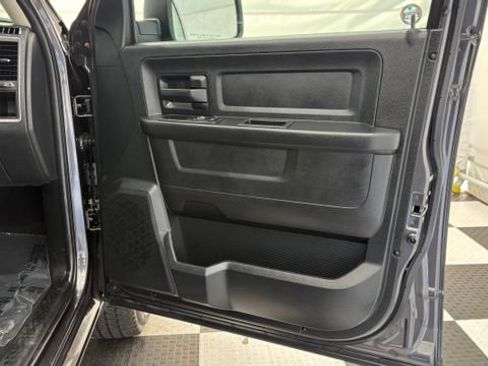 Used 2017 RAM 1500 ST w/ SXT Appearance Group AWD/4WD image 21