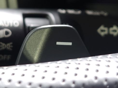 Used 2024 Mitsubishi Outlander SE Black Edition image 21