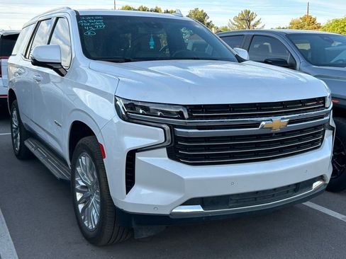 Used 2023 Chevrolet Tahoe LT w/ Luxury Package image 2