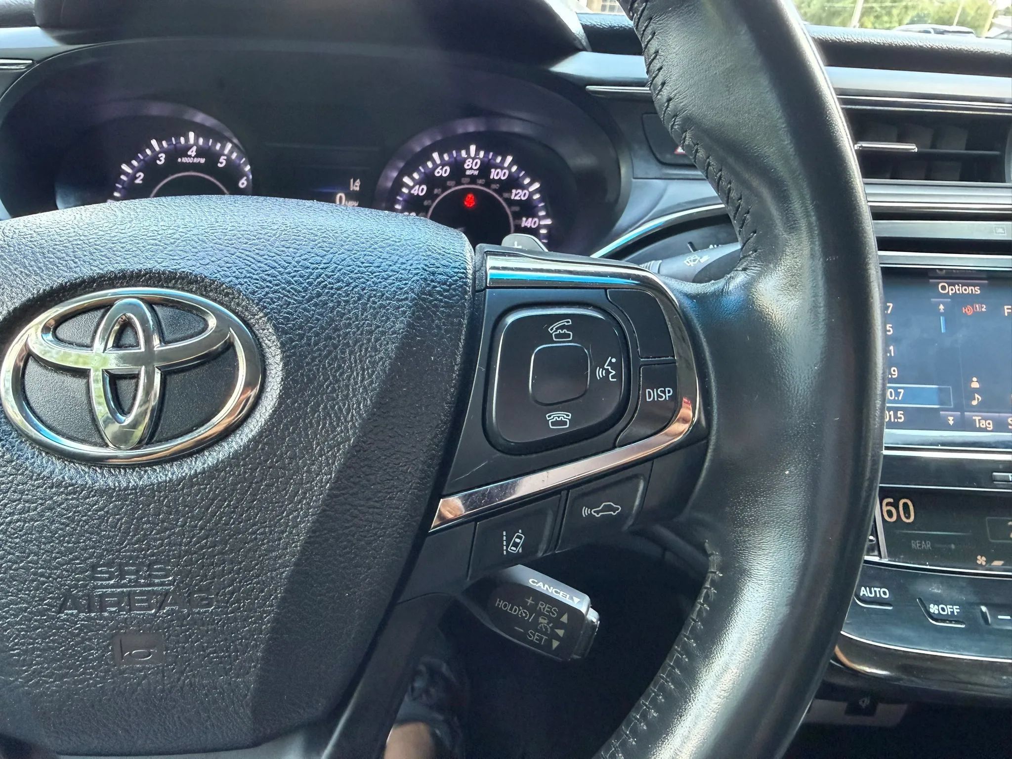 Used 2016 Toyota Avalon Limited w/ Toyota Safety Sense Package FWD image 26