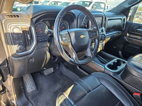Used 2022 Chevrolet Silverado 3500 High Country w/ Z71 Off-Road Package image 12