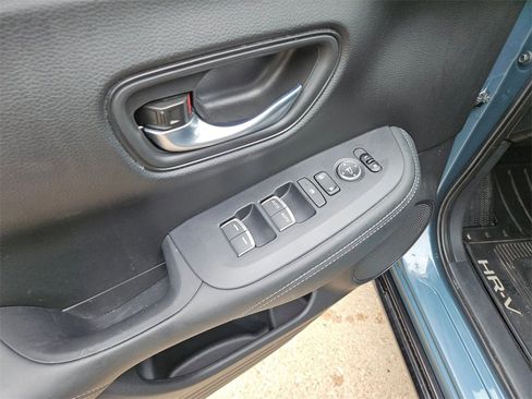 Used 2025 Honda HR-V EX-L image 15