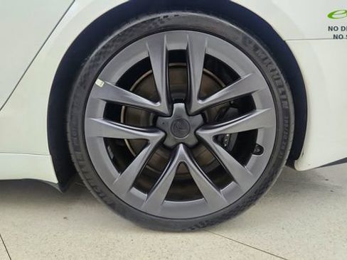 Used 2022 Tesla Model S AWD/4WD image 61