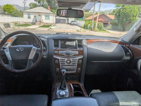 Used 2019 INFINITI QX80 Luxe AWD/4WD image 7