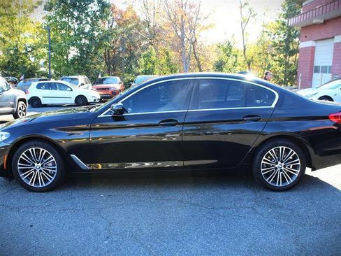 Used 2020 BMW 530i w/ Convenience Package image 2