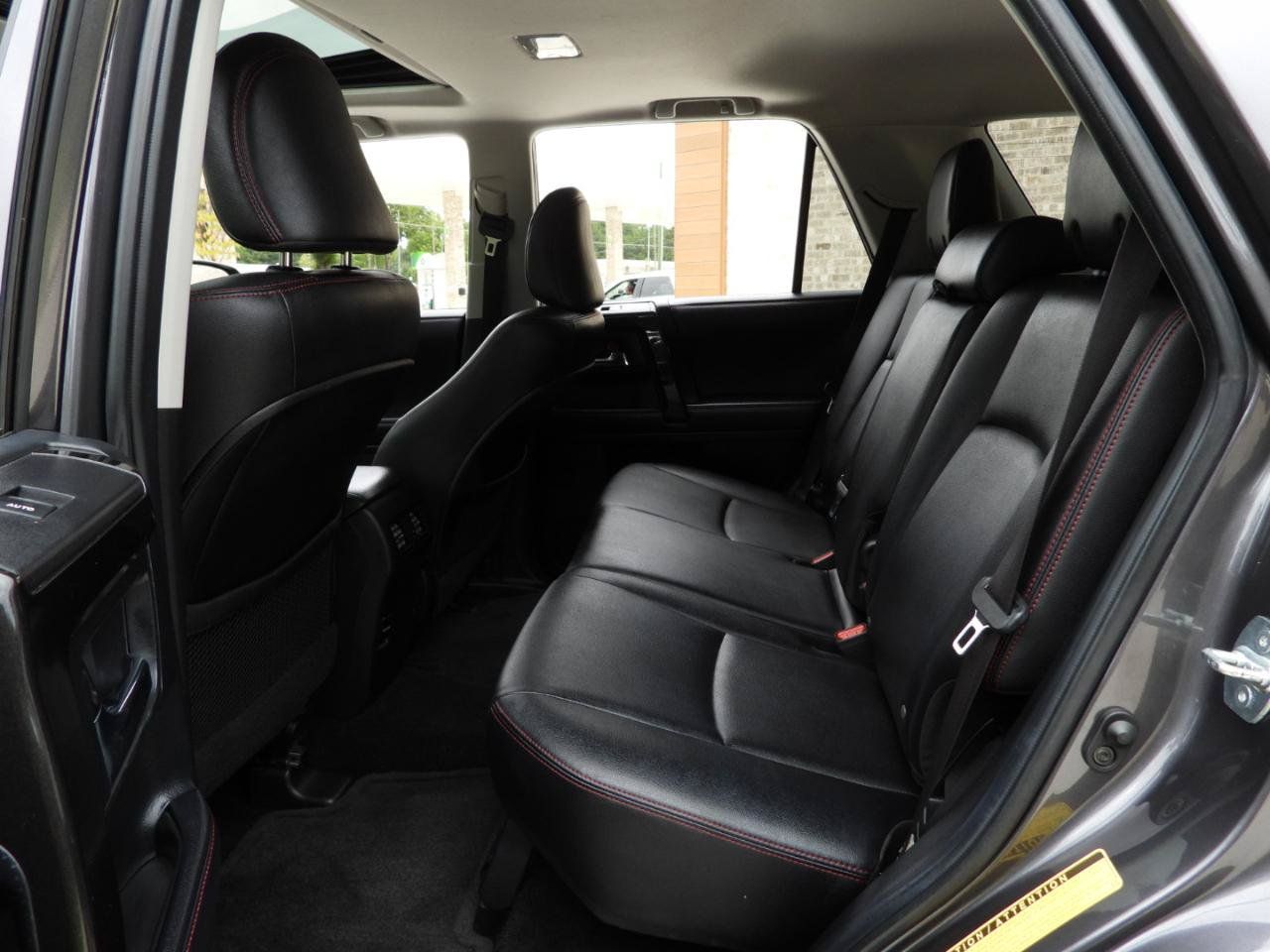 Used 2018 Toyota 4Runner TRD Off-Road Premium AWD/4WD image 67