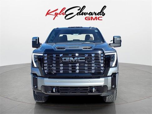 New 2026 GMC Sierra 2500 Denali Ultimate image 2
