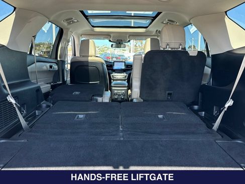 Used 2020 Ford Explorer Limited RWD image 17