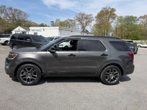 Used 2016 Ford Explorer Sport w/ Equipment Group 401A image 2