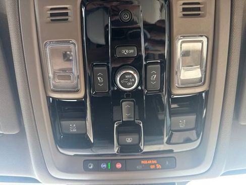 New 2026 GMC Yukon Denali w/ Sun & Power Step Package AWD/4WD image 23