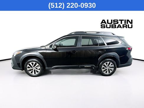 Used 2025 Subaru Outback Premium AWD/4WD image 5