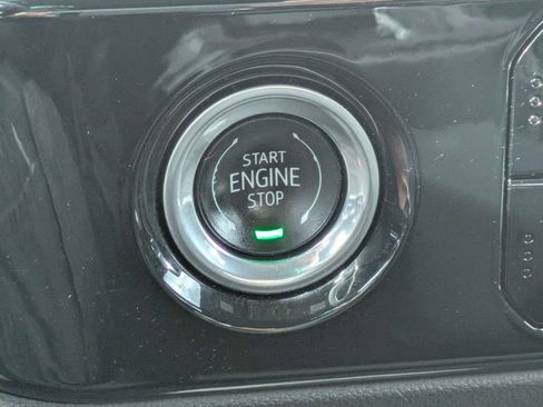 Used 2024 GMC Sierra 1500 Elevation AWD/4WD image 25
