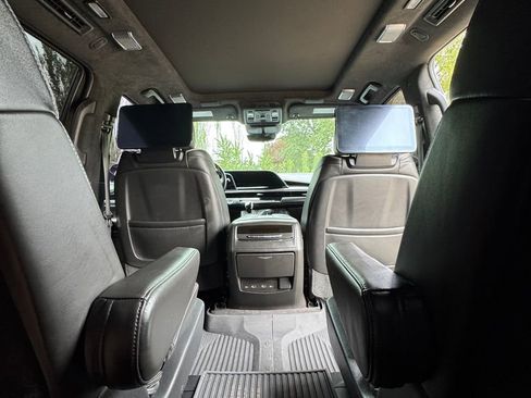 Used 2023 Cadillac Escalade V AWD/4WD image 43