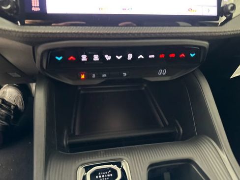 New 2026 Jeep Cherokee Limited AWD/4WD image 31
