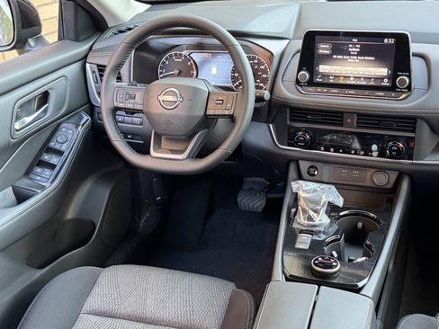 New 2026 Nissan Rogue SV AWD/4WD image 15