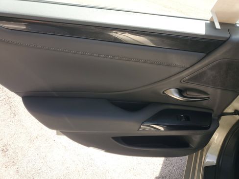 Certified 2023 Lexus ES 350 w/ Accessory Package (Z2) FWD image 13