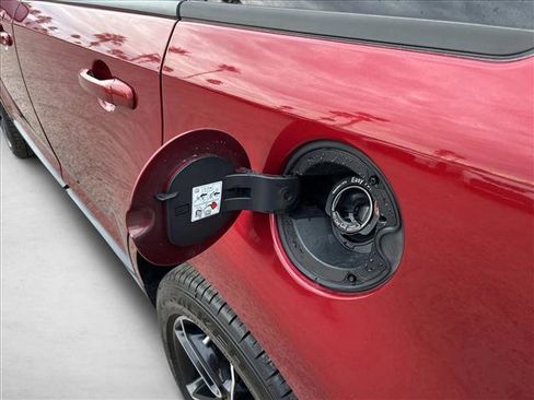 Used 2013 Ford Edge SEL image 23