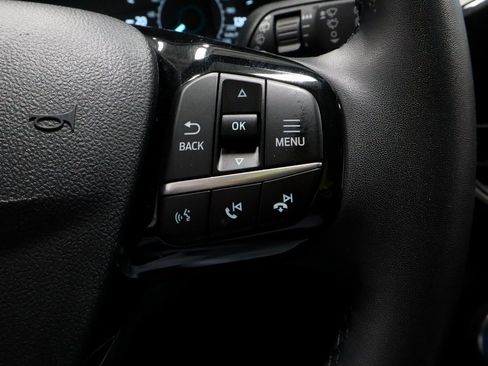 Certified 2022 Ford Escape SE w/ SE Sport Appearance Package image 29