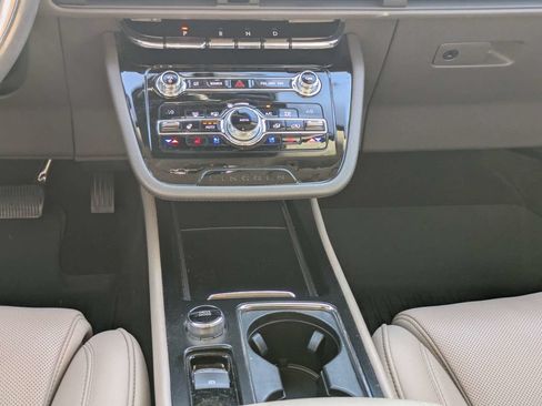 Used 2020 Lincoln Corsair Reserve w/ Equipment Group 202A AWD/4WD image 20