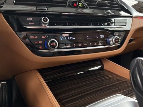 Used 2023 BMW 540i xDrive w/ M Sport Package image 16