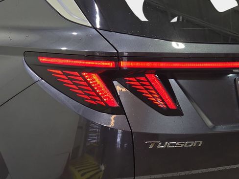 Used 2022 Hyundai Tucson Limited AWD/4WD image 37