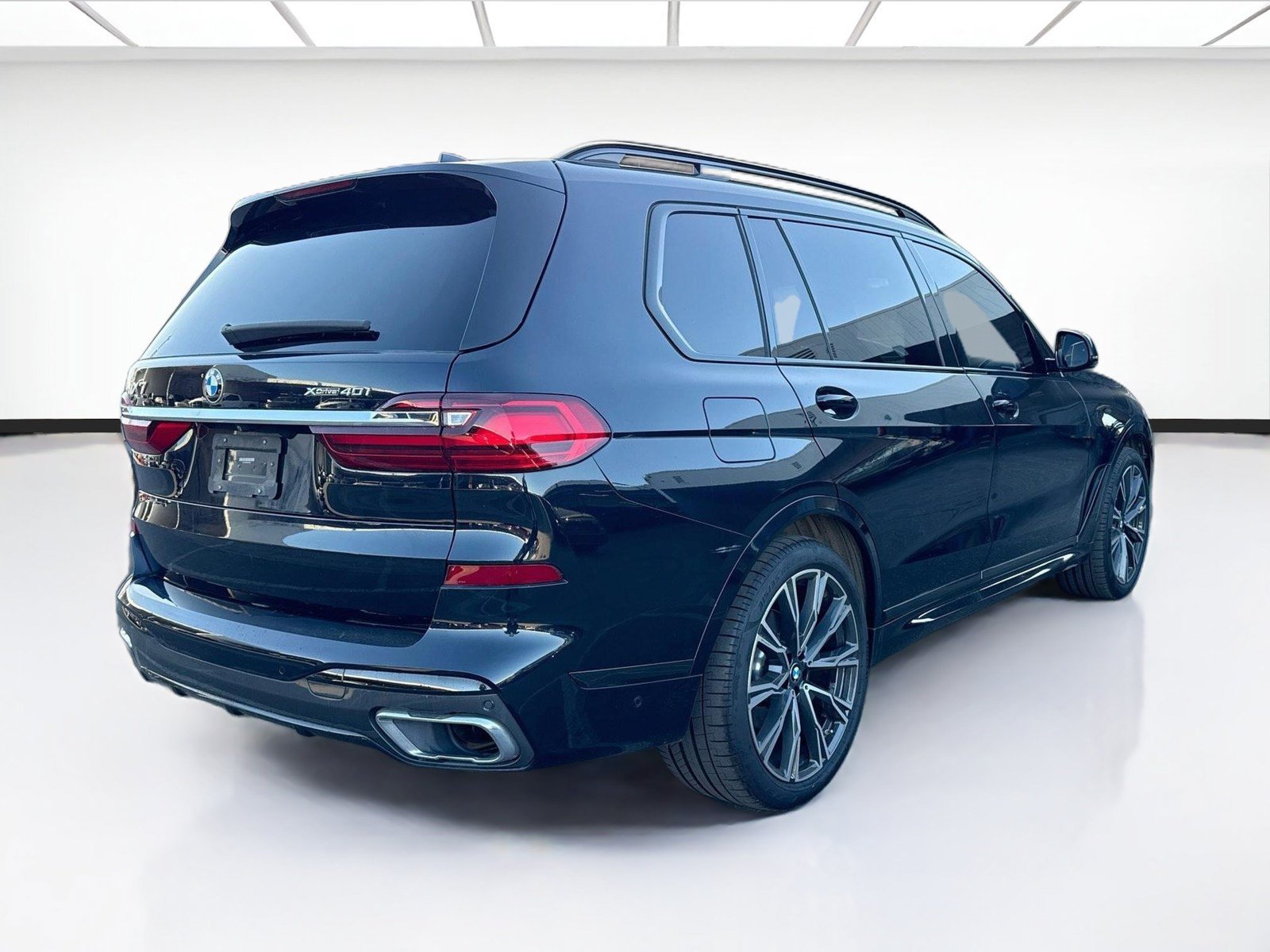 Used 2019 BMW X7 xDrive40i w/ Premium Package AWD/4WD image 4