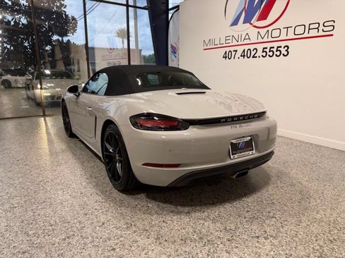 Used 2019 Porsche 718 Boxster RWD image 38