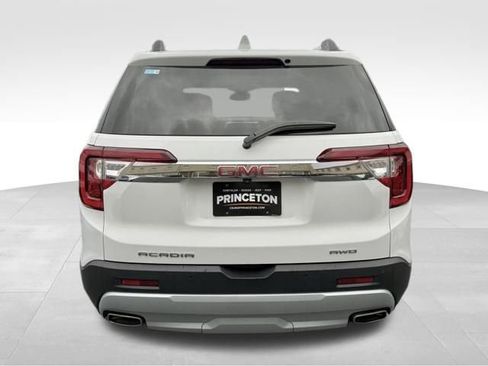 Used 2023 GMC Acadia SLT image 6