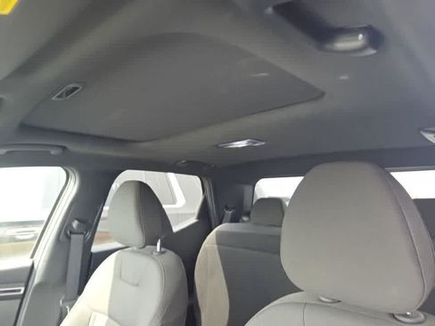 Used 2023 Hyundai Santa Cruz SEL Premium image 7