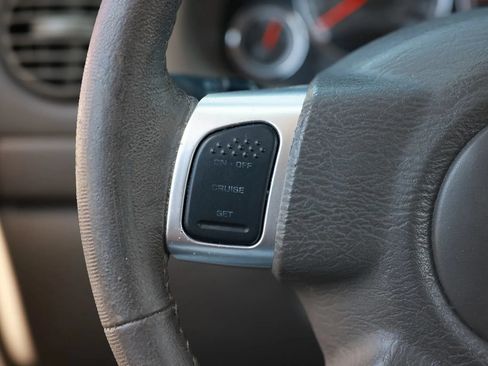 Used 2006 Jeep Liberty Limited AWD/4WD image 27